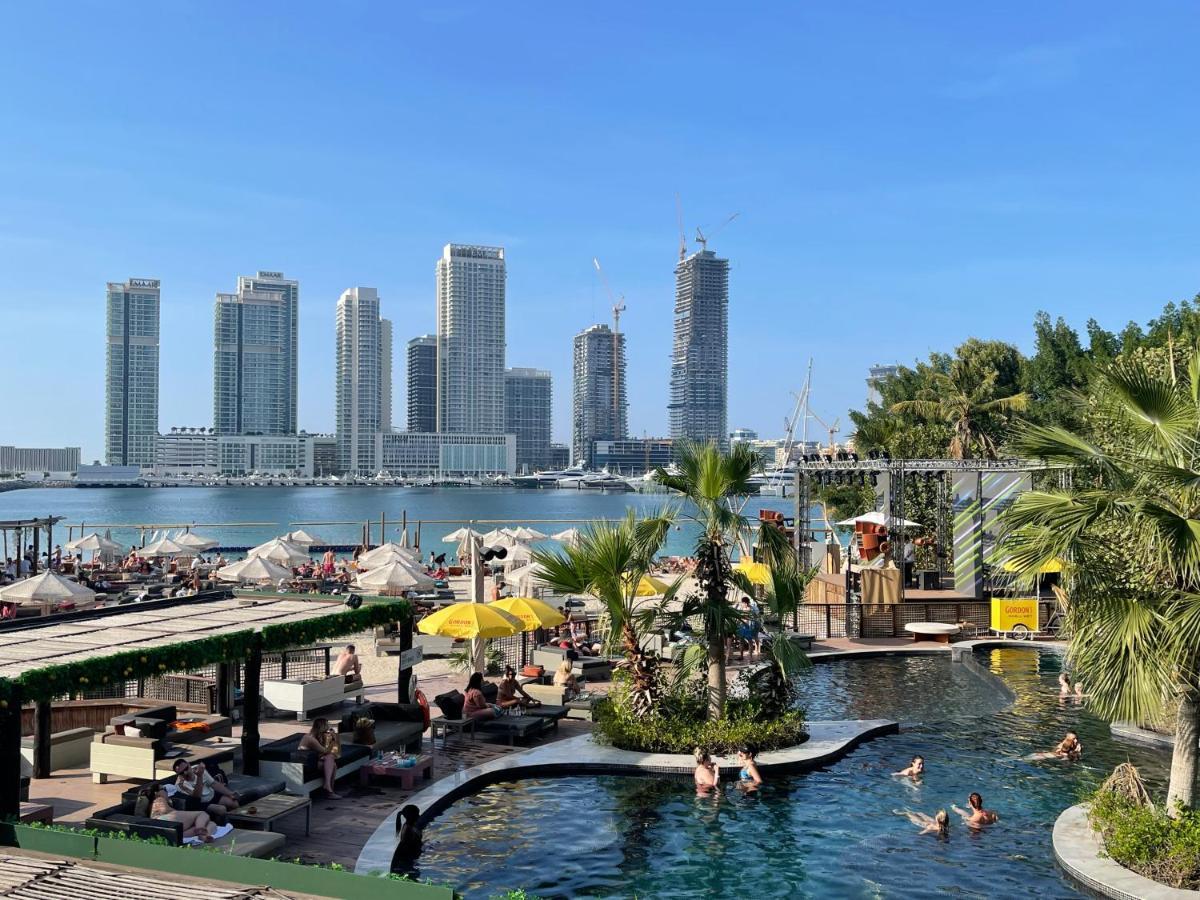 Sea View 1Br Apartment - Marina Pinnacle Dubai Exterior photo