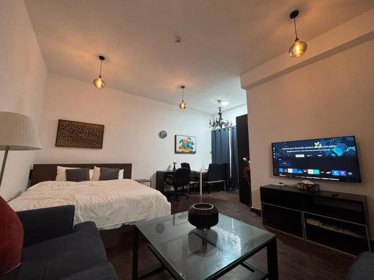 Sea View 1Br Apartment - Marina Pinnacle Dubai Exterior photo