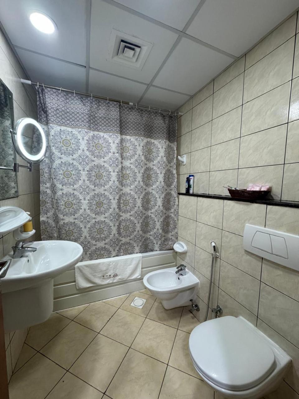 Sea View 1Br Apartment - Marina Pinnacle Dubai Exterior photo